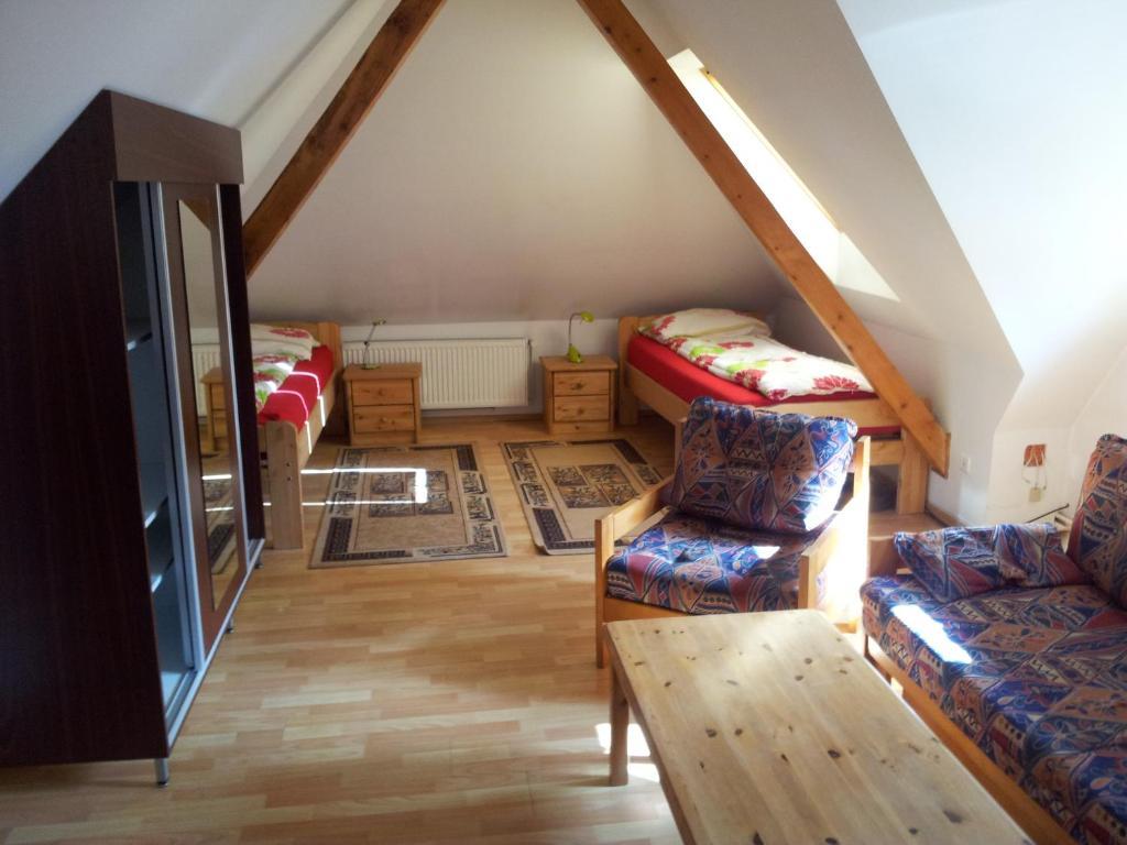 Quadruple Room with Shared Bathroom