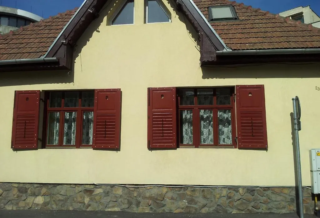 Apartament Roza-1
